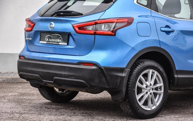 Nissan Qashqai cena 66912 przebieg: 167000, rok produkcji 2018 z Choszczno małe 742